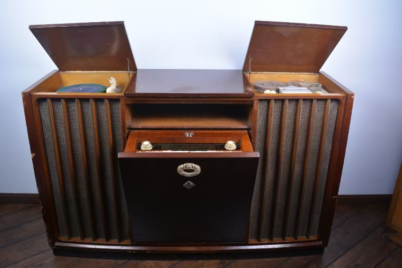 追忆流金岁月 重温红色印记——庆祝新中国成立75周年线上专题展圆满落幕 追忆流金岁月 重温红色印记——庆祝新中国成立75周年线上专题展圆满落幕