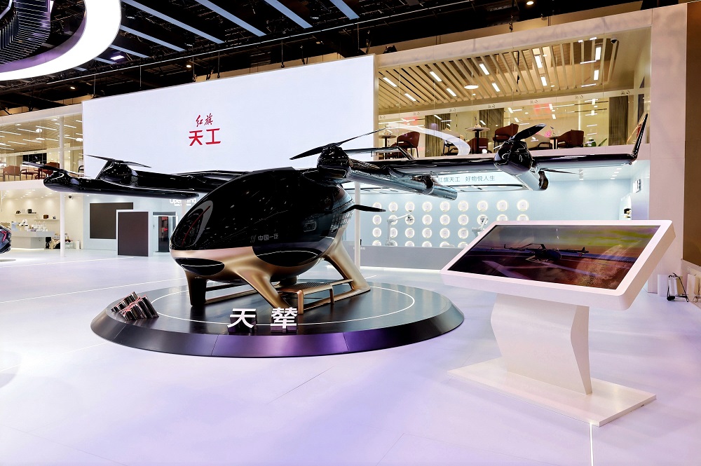 “提质・焕新”为用户造好车，红旗品牌全域进阶谱写高质量发展新华章