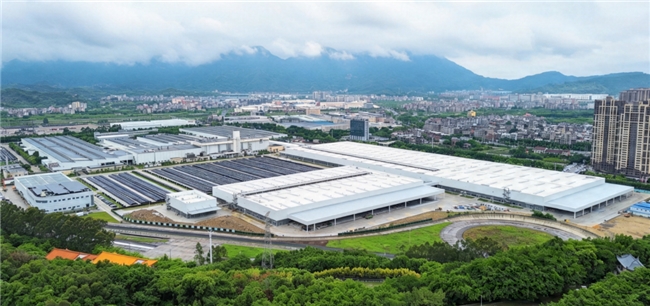 福建奔驰发布《2025可持续发展暨ESG报告》 福建奔驰发布《2025可持续发展暨ESG报告》