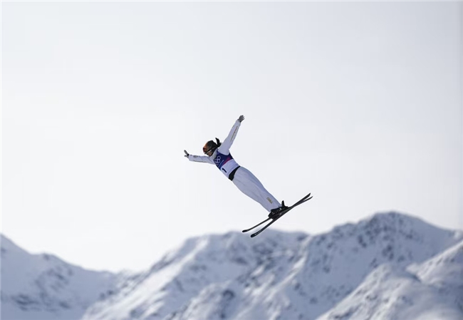 赢了就是牛！中国队斩获冬奥两枚金牌 蒙牛致敬每一份要强