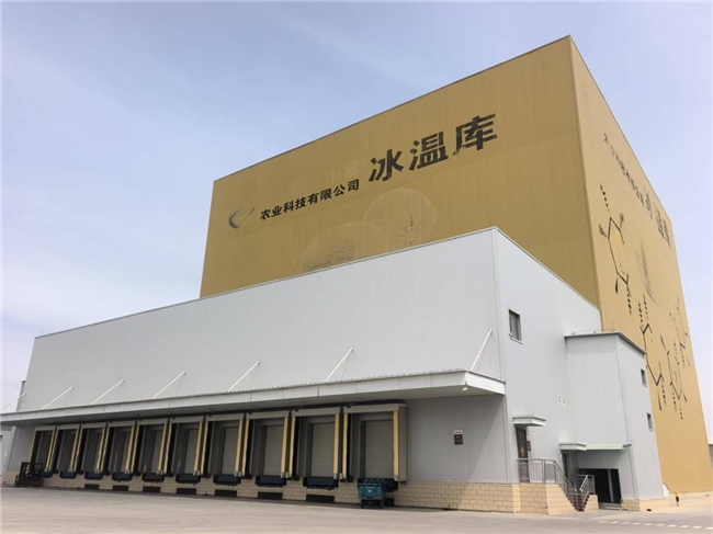 在内蒙古巴彦淖尔，易中易拉开万亩基地春耕序幕