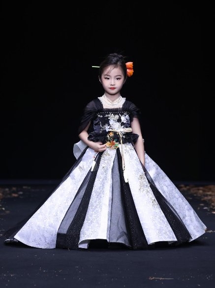 2024中国童模榜中榜时尚盛典官方发言人金诗颖 2024中国童模榜中榜时尚盛典官方发言人金诗颖