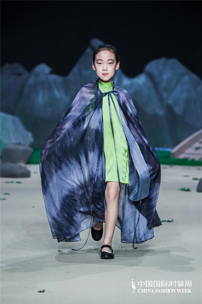 2024中国童模榜中榜时尚盛典表演嘉宾崔宇贤