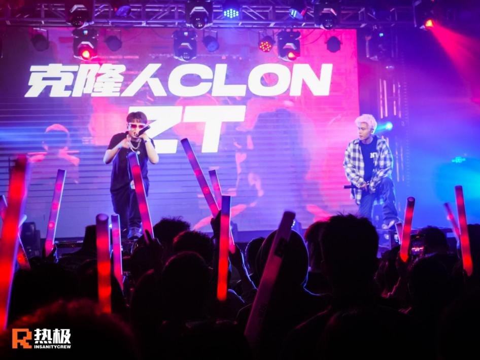 热极丢失的房车再现街头 热极丢失的房车再现街头