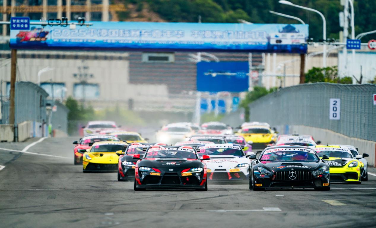 WXT07381-opq3768510187