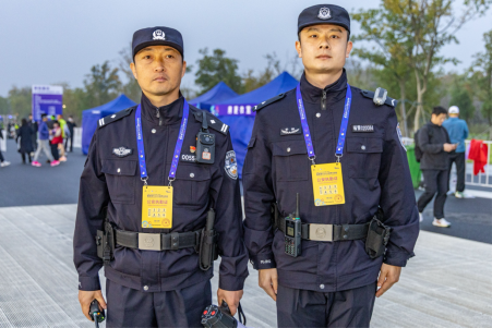 徽商银行2025合肥马拉松燃情开跑!