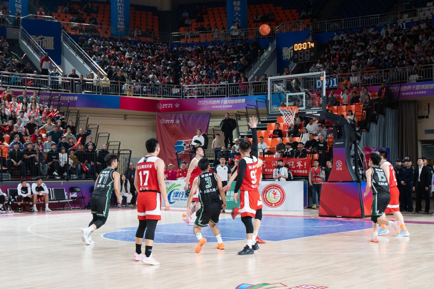 2025年兵团男子篮球超级联赛圆满闭幕 十二师主场奉献精彩盛宴