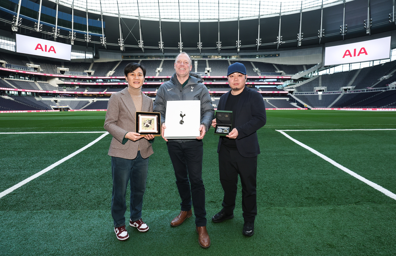 从江苏到英伦：一场足球与健康承诺的双向奔赴