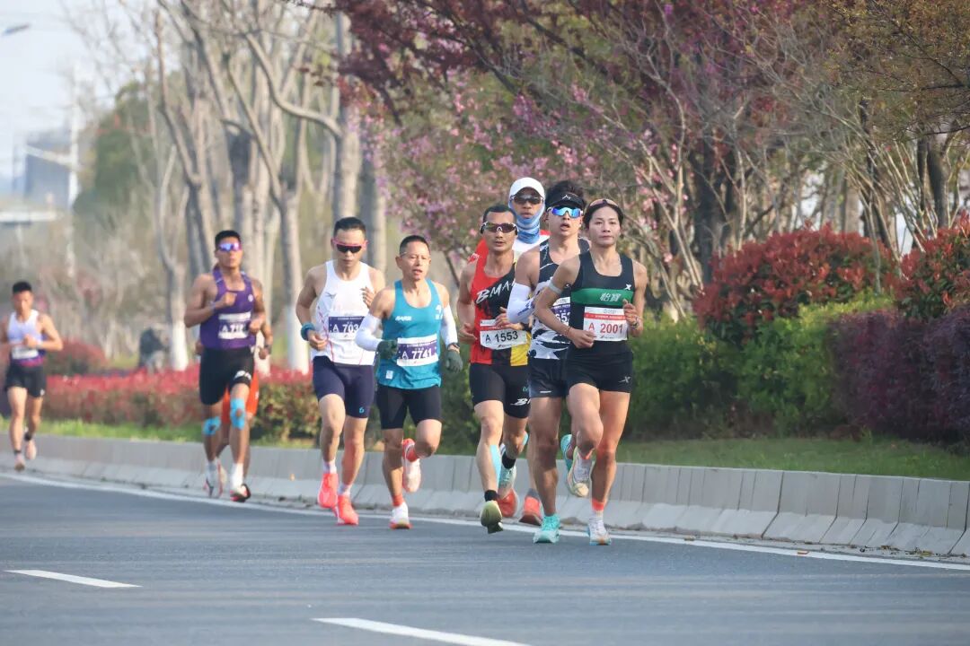 春日“启航”！2026协鑫集成·宜航芜湖马拉松燃情开跑