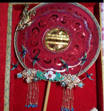 晚来团扇风工作室作品《白首之心》