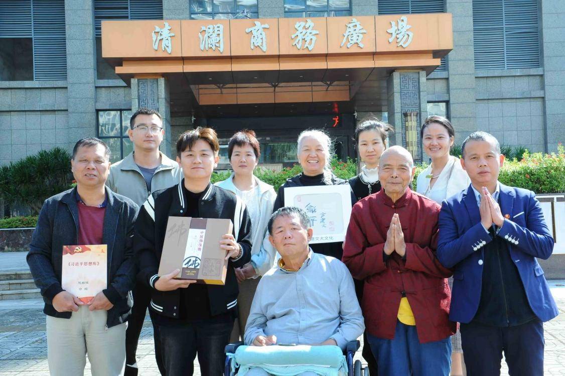 走进数据时代的——方建文部长 走进数据时代的——方建文部长