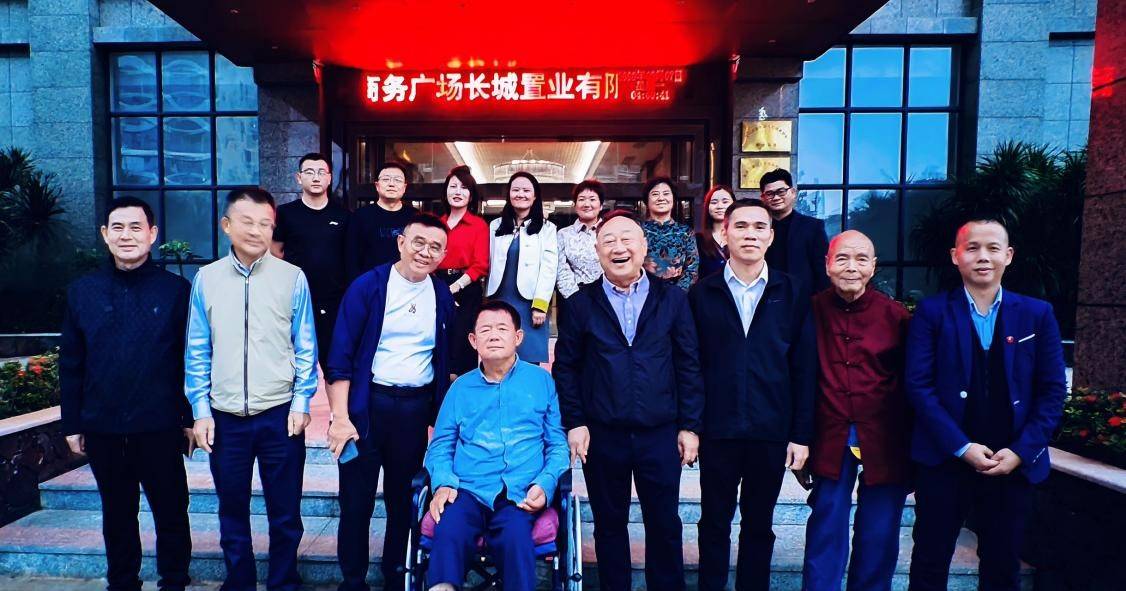 走进数据时代的——方建文部长 走进数据时代的——方建文部长