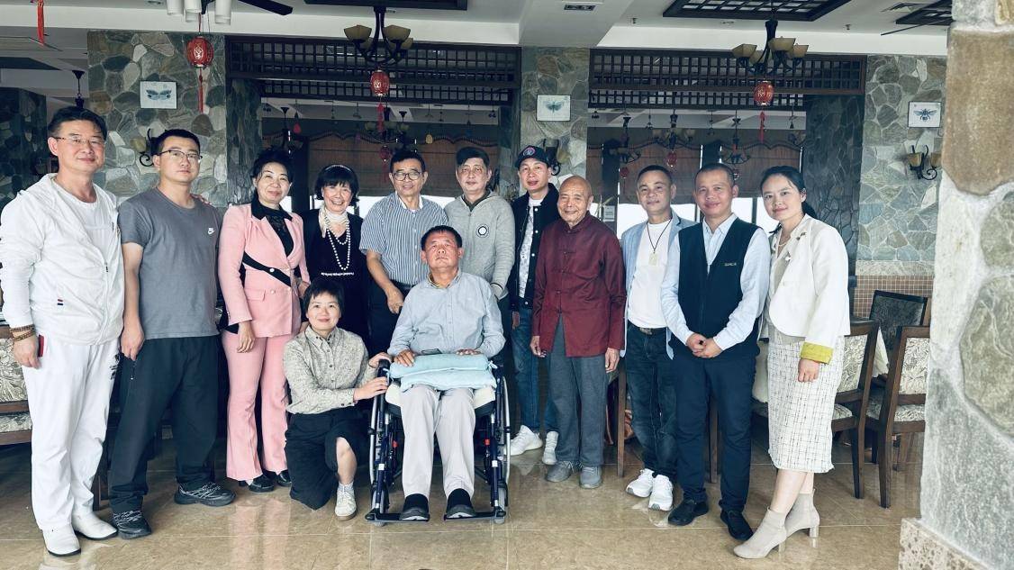走进数据时代的——方建文部长 走进数据时代的——方建文部长