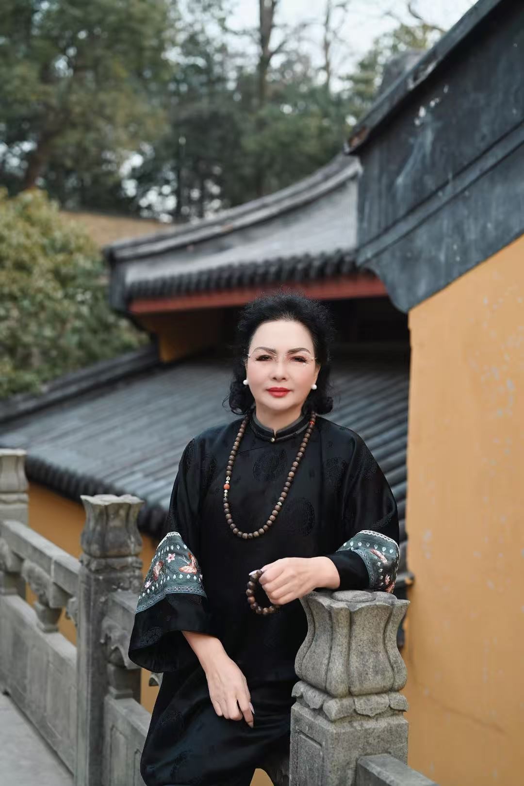 岐闻香堂 无需言语 一炉沉香 便是人间清欢 岐闻香堂 无需言语 一炉沉香 便是人间清欢