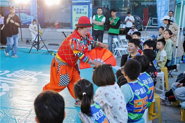 启幕即火爆！海信惊喜周末登陆山东枣庄，解锁“五一”焕新！