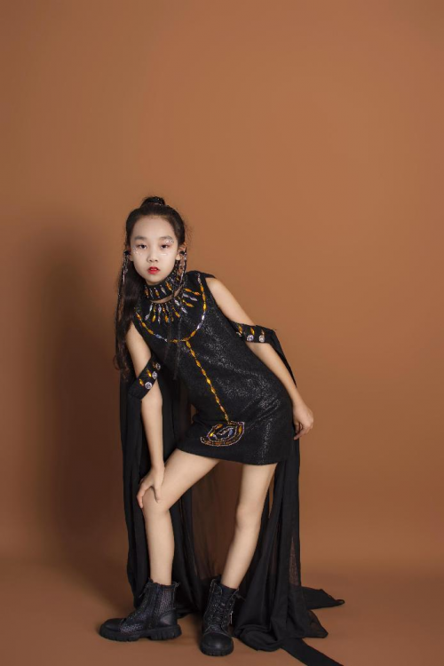 2024精英童模超级联赛全球代言人赵诗雨