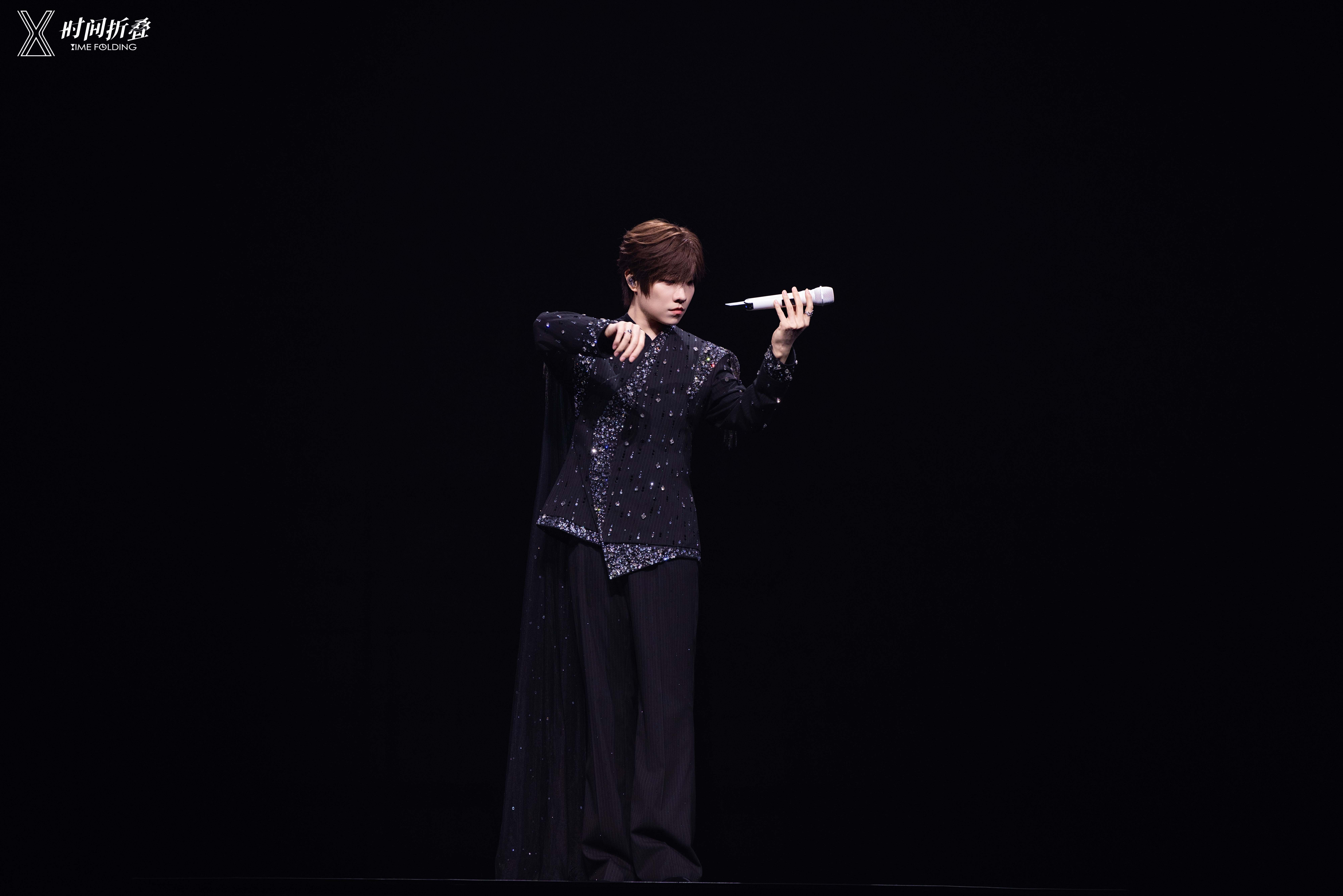 沪上回响,青春再燃!徐良巡演上海站43首金曲掀起万人青春狂欢 沪上回响,青春再燃!徐良巡演上海站43首金曲掀起万人青春狂欢