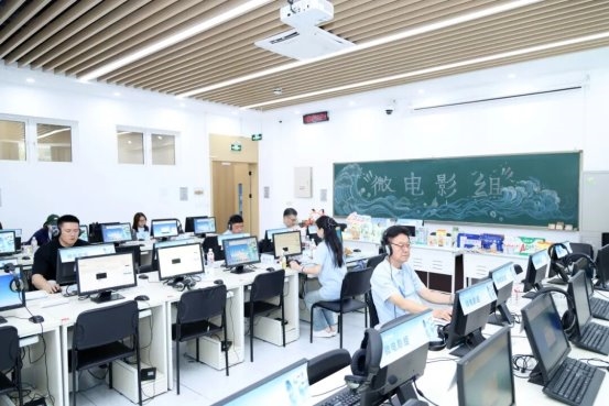 精筛细审 择优选佳——第18届大广赛全国总评审第二阶段工作顺利完成